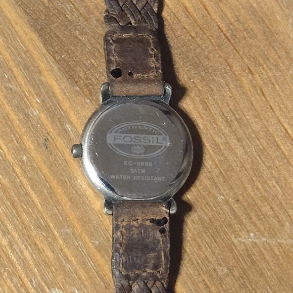 Small Fossil Watch Women Silver Metal & Brown Weave Leather EC-8698 - Picture 5 of 6